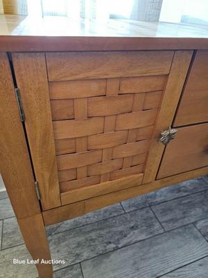 Lot 35: Wood Wall Cabinet