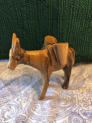 China Cabinet Knick Knacks | LOT ONE