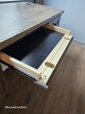 Lot 42: Joshua Creek Executive Desk - Grey