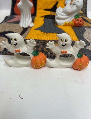 Halloween Lot - quilted Table Runner, 4 porcelain ghosts