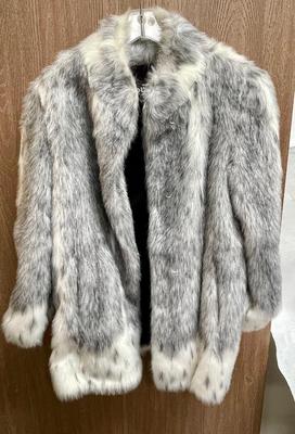 Olympia Limited Inc. Faux Fur Coat made in USA size M medium