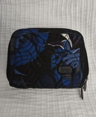 Lot 46: Vera Bradley Purse & Lug RFID Wallet
