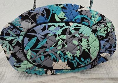 Lot 46: Vera Bradley Purse & Lug RFID Wallet