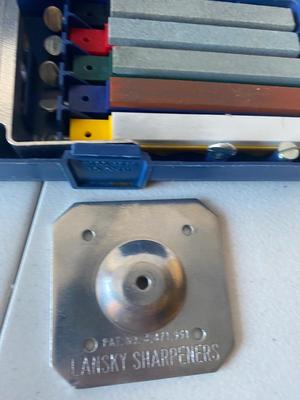 LANSKY KNIFE SHARPENER AND A DDFiohef Sharpener