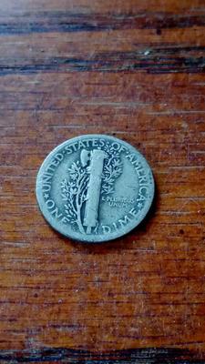 LOT 60 1926-S MERCURY DIME