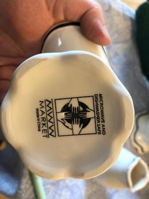 Hotel de Guest Tea Pot, Sugar, and Creamer