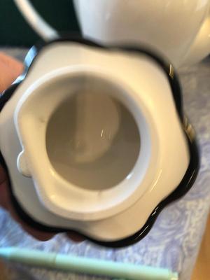 Hotel de Guest Tea Pot, Sugar, and Creamer