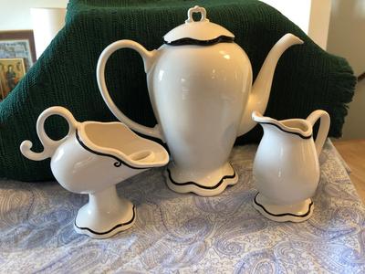 Hotel de Guest Tea Pot, Sugar, and Creamer