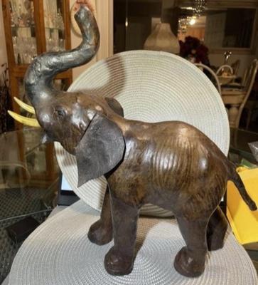 Vintage 14" x 14.25" Leather Elephant Figurine Home Decor Pre-owned from an Estate in Good Condition.