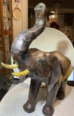 Vintage 14" x 14.25" Leather Elephant Figurine Home Decor Pre-owned from an Estate in Good Condition.
