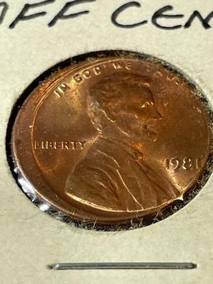 1981-P CHOICE UNCIRCULATED CONDITION OFF-CENTER ERROR LINCOLN CENT AS PICTURED.