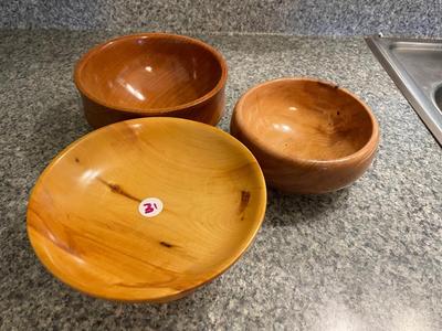 Mixed Maker Wooden Bowls Lot