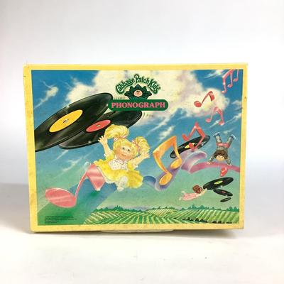 554 Vintage 1983 Cabbage Patch Kids Portable Phonograph