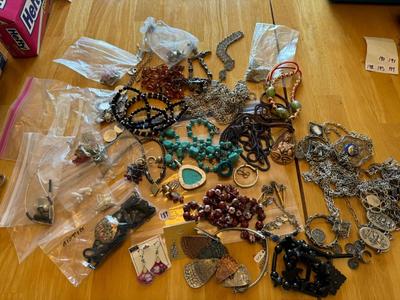 Costume Jewelry | Lot Five