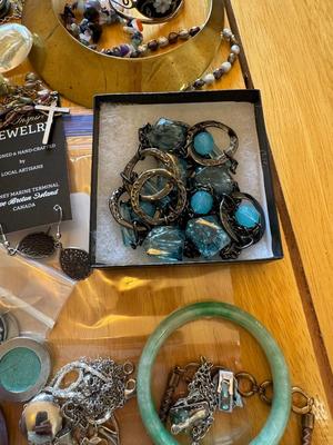 Costume Jewelry | Lot Eight