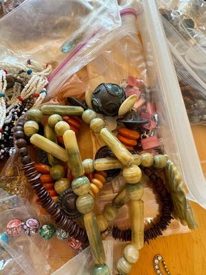 Costume Jewelry | Lot Nine