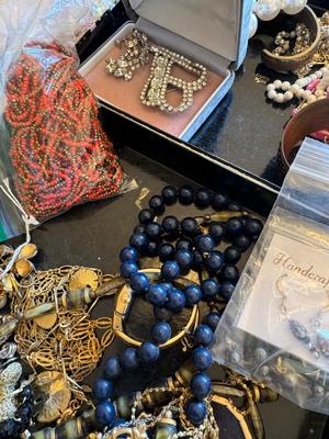 Costume Jewelry | Lot Nine