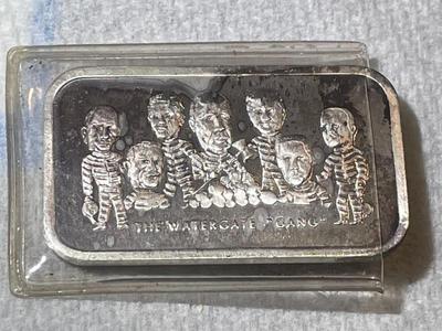 "The Watergate Gang" 1973 Silver Art Bar 1-Ounce .999 Fine Silver in VG Preowned Condition.