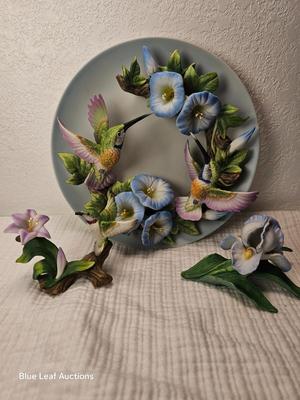 Lot 72: Humminbird Floral Plate & Flower