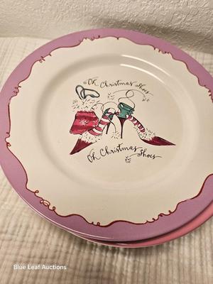 Lot 75: Decorative Collectible Shoe Design Plates