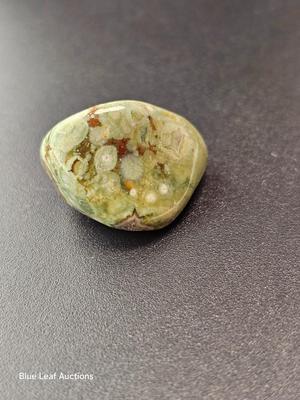 Lot 77: Collectible Stones