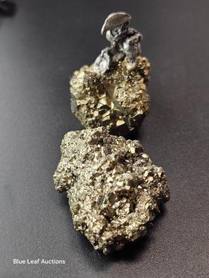 Lot 77: Collectible Stones