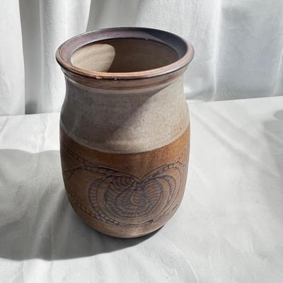 Signed Art Studio Vtg Pottery Folk Primitive Tribal Vase