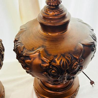 Oversize Vintage Mid Century Modern Set Of Lamps Hand made Pottery Italian Style. In working condition,