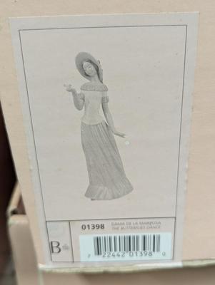 NAO By Lladro Figurine The Butterflies Dance