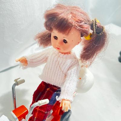 Vintage 1973 Cycling Cheri Yukko-Chan Doll w/bicycle. Tomy Takara