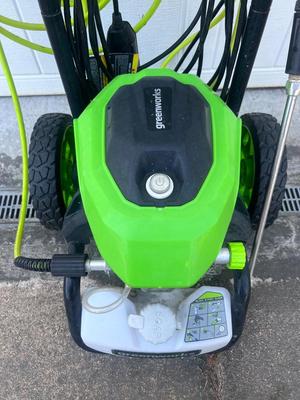 GREENWORKS 2000PSI Electric Pressure Washer