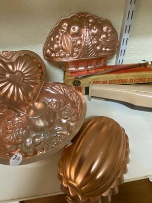 Vintage Kitchen Molds and Slicing Knife