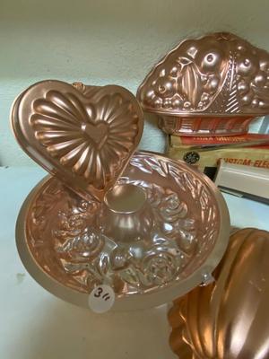 Vintage Kitchen Molds and Slicing Knife