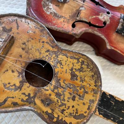 Toy guitars