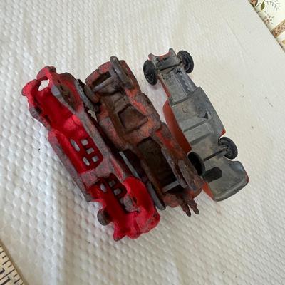 Lot of automobile toys