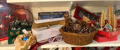 Assorted Christmas Decorations and Accessories | Lot Six