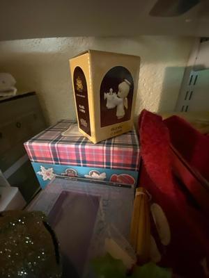 Assorted Christmas Decorations and Accessories | Lot Seven