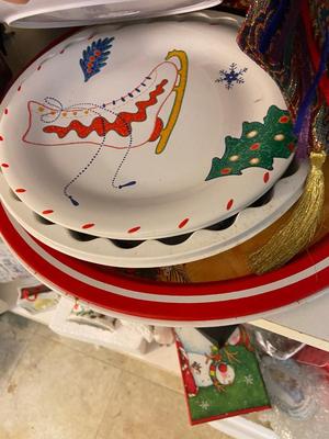 Assorted Christmas Decorations and Accessories | Lot Nine