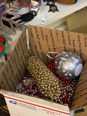 Assorted Christmas Decorations and Accessories | Lot Eleven