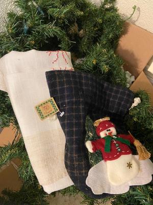 Assorted Christmas Decorations and Accessories | Lot Twelve