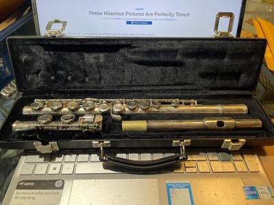 Vintage Gemeinhardt Model 2NP Nickel-Plated Flute w/Original Case in Very Good Preowned Condition,