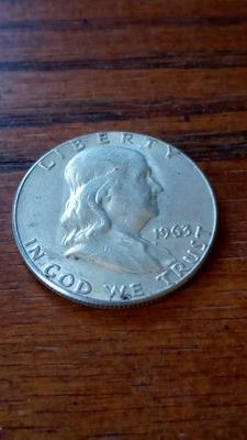 LOT 92 1963 SILVER HALF DOLLAR