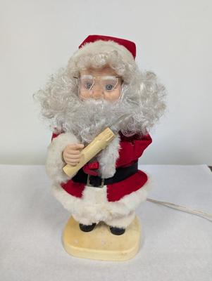 Animated Santa With Light Candle