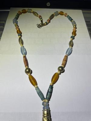 Vintage 29" Fashion Bead Necklace w/Tassel in Good Preowned Condition as Pic'd.