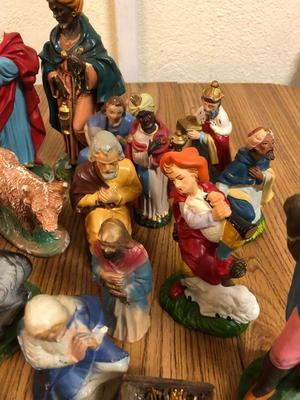 Vintage Assorted Nativity Figurines