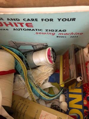 Vintage Sewing Accessories | LOT THREE