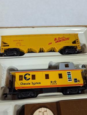 HO Scale Electric Train Set Diesel Hustler Bachmann
