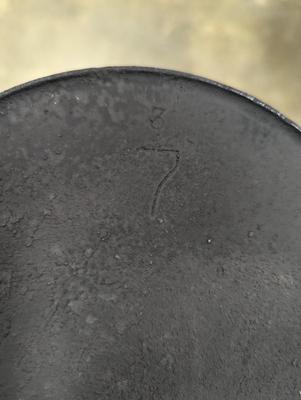 Cast Iron #7 Bean Pot Kettle With Handle