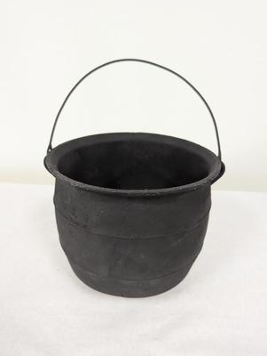 Cast Iron 3 Legged Bean Pot Kettle Cauldron Marked
