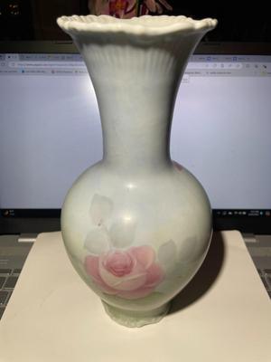 Vintage Bavarian Waldsassen Bareuther 9.5" Tall Hand Painted Vase by E. LEONARD in VG Preowned Condition as Pictured.